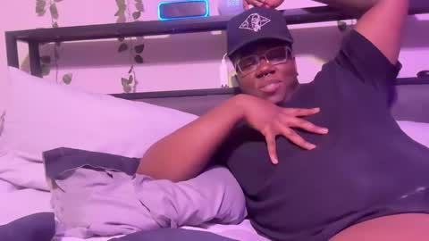 Preston  Stella online show from 02/05/25, 11:23