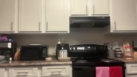 Preston  Stella online show from 02/05/25, 02:26