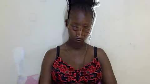 queen online show from 03/10/25, 07:10