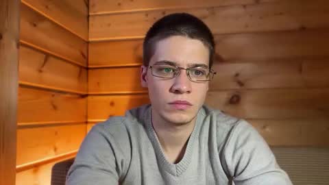 AliceEve online show from 12/22/25, 12:35