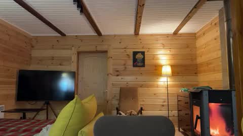 AliceEve online show from 03/29/26, 05:02