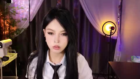 Snapshot of reaowna___ chatting on 11/22/25, 05:06 reaowna___ online show from 11/22/25, 05:06