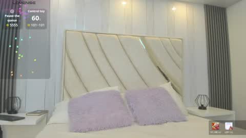Snapshot of rebeca_brown_ chatting on 07/08/26, 11:26 Rebeca online show from 07/08/26, 11:26