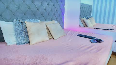 I invite you to my birthday on November 3th  online show from 01/18/25, 06:34