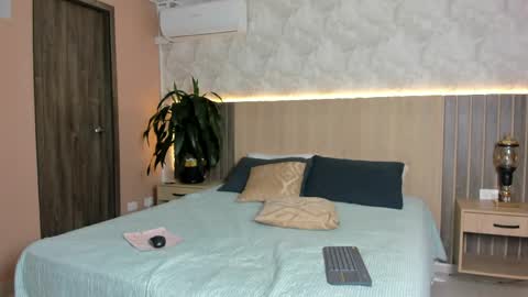 I invite you to my birthday on November 3th  online show from 04/20/26, 08:10