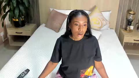 Snapshot of rebeca_cortez1 chatting on 06/23/26, 08:40 I invite you to my birthday on November 3th online show from 06/23/26, 08:40