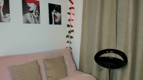 Rebeca Marchetti online show from 07/21/26, 01:02