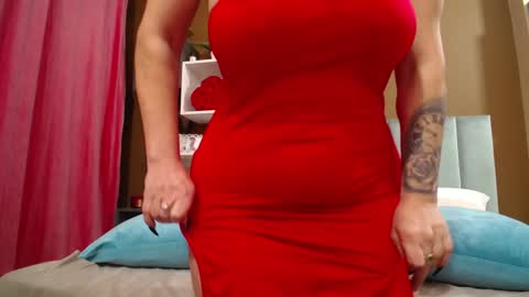 Snapshot of rebecablackx chatting on 02/05/25, 10:51 rebecablackx online show from 02/05/25, 10:51