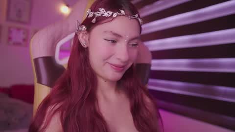 Snapshot of rebecah_1 chatting on 11/21/25, 04:05 Rebeca online show from 11/21/25, 04:05