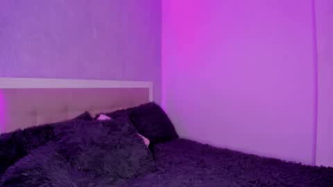 Rebeca online show from 12/14/24, 12:33