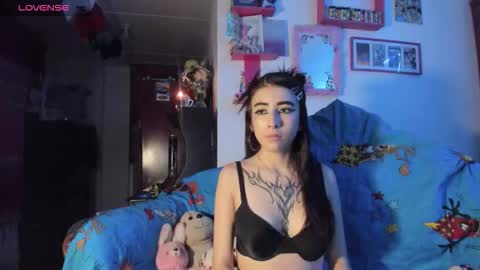 Snapshot of rebecahart chatting on 02/12/26, 03:01 Rebecca online show from 02/12/26, 03:01