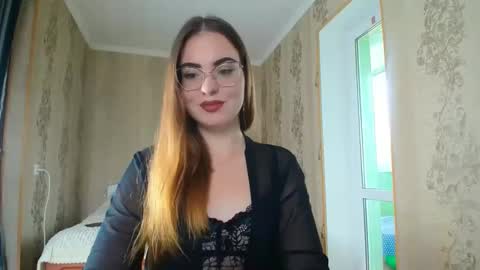 Snapshot of rebecca_ccaa chatting on 10/11/25, 08:35 Rebecca online show from 10/11/25, 08:35