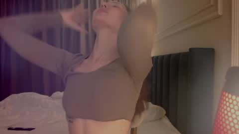 Lets talk here 33.  online show from 04/05/26, 10:29