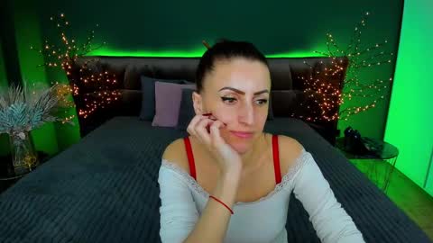 rebecca_diamonds online show from 01/26/25, 03:36