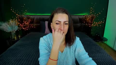 rebecca_diamonds online show from 02/19/25, 07:06