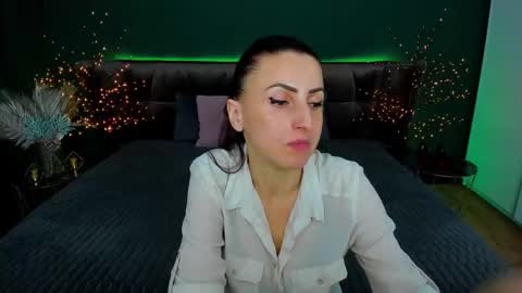 rebecca_diamonds online show from 03/06/25, 10:09