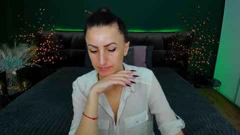 rebecca_diamonds online show from 03/09/25, 06:50