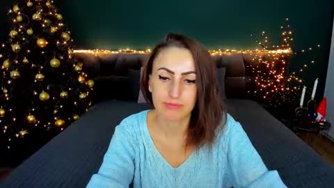 rebecca_diamonds online show from 12/18/25, 07:03