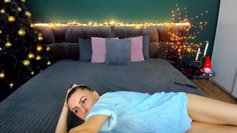 rebecca_diamonds online show from 01/14/26, 06:52