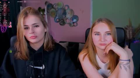 Snapshot of rebecca_smile_ chatting on 09/28/25, 07:41 rebecca_smile_ online show from 09/28/25, 07:41