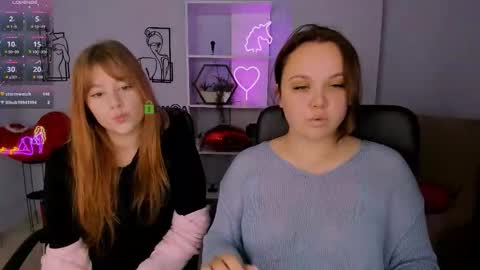 Snapshot of rebecca_smile_ chatting on 09/29/25, 07:51 rebecca_smile_ online show from 09/29/25, 07:51