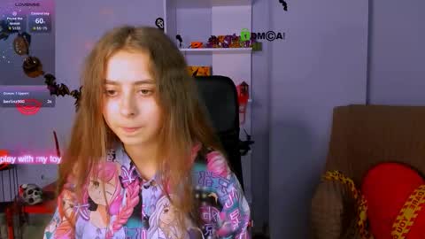 Snapshot of rebecca_smile_ chatting on 10/20/25, 12:16 rebecca_smile_ online show from 10/20/25, 12:16