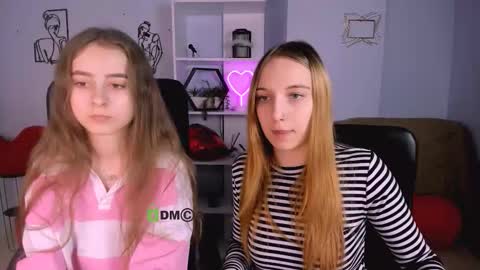 Snapshot of rebecca_smile_ chatting on 01/12/26, 02:00 rebecca_smile_ online show from 01/12/26, 02:00