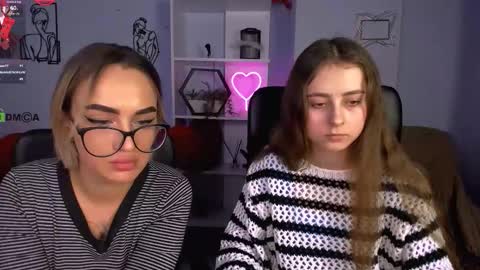 Snapshot of rebecca_smile_ chatting on 01/15/26, 01:37 rebecca_smile_ online show from 01/15/26, 01:37