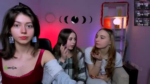 Snapshot of rebecca_smile_ chatting on 02/03/26, 02:00 rebecca_smile_ online show from 02/03/26, 02:00