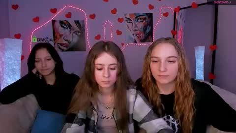 Snapshot of rebecca_smile_ chatting on 02/12/26, 08:15 rebecca_smile_ online show from 02/12/26, 08:15