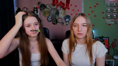 Snapshot of rebecca_smile_ chatting on 02/18/26, 01:40 rebecca_smile_ online show from 02/18/26, 01:40