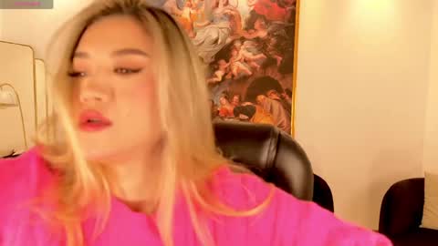 Snapshot of rebeccahudson_ chatting on 06/08/26, 07:36 Rebe online show from 06/08/26, 07:36
