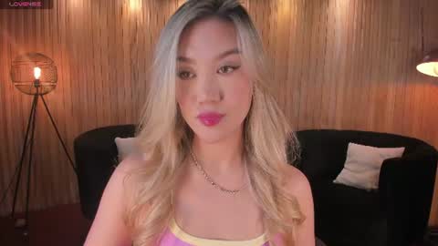 Snapshot of rebeccahudson_ chatting on 06/28/26, 11:05 Rebe online show from 06/28/26, 11:05