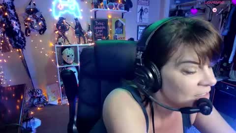 Rebecca Love online show from 01/13/26, 05:13