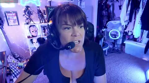 Snapshot of rebeccalovexxx chatting on 05/09/26, 08:03 Rebecca Love online show from 05/09/26, 08:03