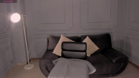 Rebecca West online show from 04/04/26, 03:27