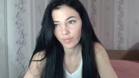 Snapshot of rebeka_08 chatting on 10/27/25, 07:18 Rebeka 08 online show from 10/27/25, 07:18