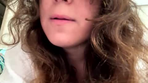 Snapshot of rebekkalucky chatting on 09/25/25, 12:09 rebekkalucky online show from 09/25/25, 12:09