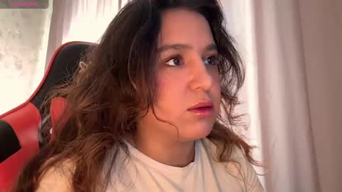 Snapshot of rebekkalucky chatting on 09/30/25, 01:05 rebekkalucky online show from 09/30/25, 01:05