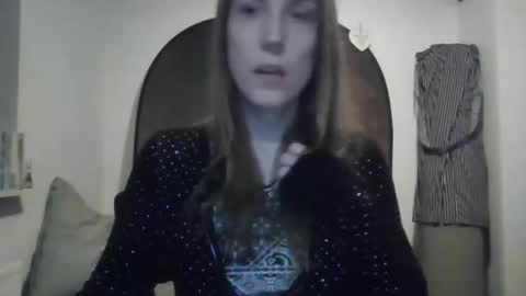 Snapshot of rebornrao chatting on 10/30/25, 01:29 Keely KeKe Kiwi online show from 10/30/25, 01:29