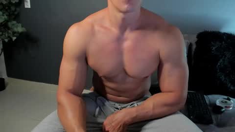 Snapshot of recce_taylor4 chatting on 10/02/25, 05:25 twitter REECET26 instagram RECCETAYLOR online show from 10/02/25, 05:25