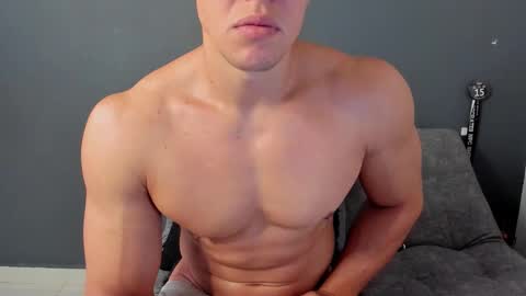 Snapshot of recce_taylor4 chatting on 10/09/25, 03:43 twitter REECET26 instagram RECCETAYLOR online show from 10/09/25, 03:43