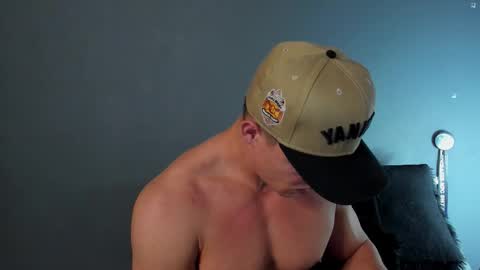 Snapshot of recce_taylor4 chatting on 10/15/25, 12:22 twitter REECET26 instagram RECCETAYLOR online show from 10/15/25, 12:22