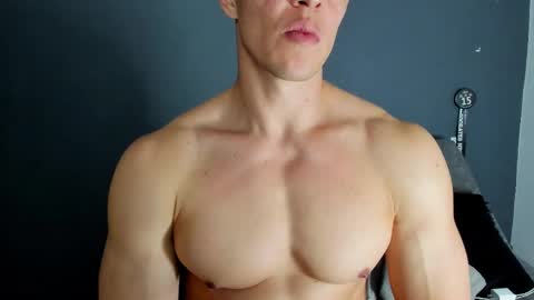 Snapshot of recce_taylor4 chatting on 11/02/25, 12:46 twitter REECET26 instagram RECCETAYLOR online show from 11/02/25, 12:46