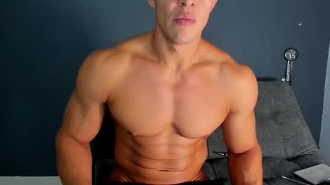 Snapshot of recce_taylor4 chatting on 11/24/25, 03:28 twitter REECET26 instagram RECCETAYLOR online show from 11/24/25, 03:28