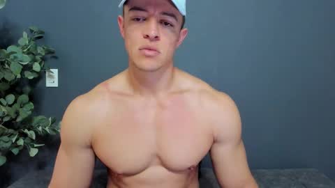 Snapshot of recce_taylor4 chatting on 01/12/26, 01:05 twitter REECET26 instagram RECCETAYLOR online show from 01/12/26, 01:05