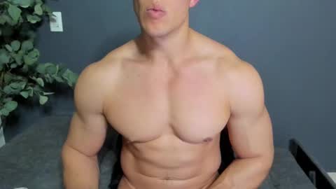 Snapshot of recce_taylor4 chatting on 02/02/26, 04:11 twitter REECET26 instagram RECCETAYLOR online show from 02/02/26, 04:11