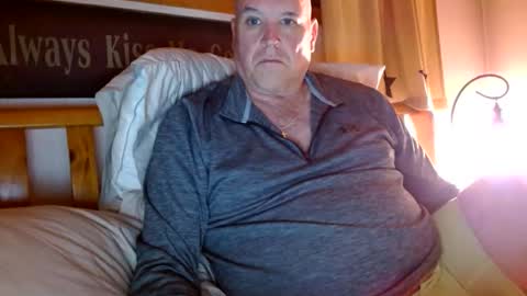 Mtn. Man online show from 10/25/25, 03:03