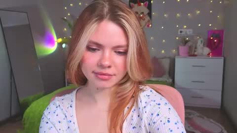 red__candy online show from 05/05/26, 02:36