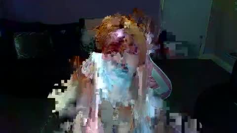 Red -  online show from 12/04/24, 01:53